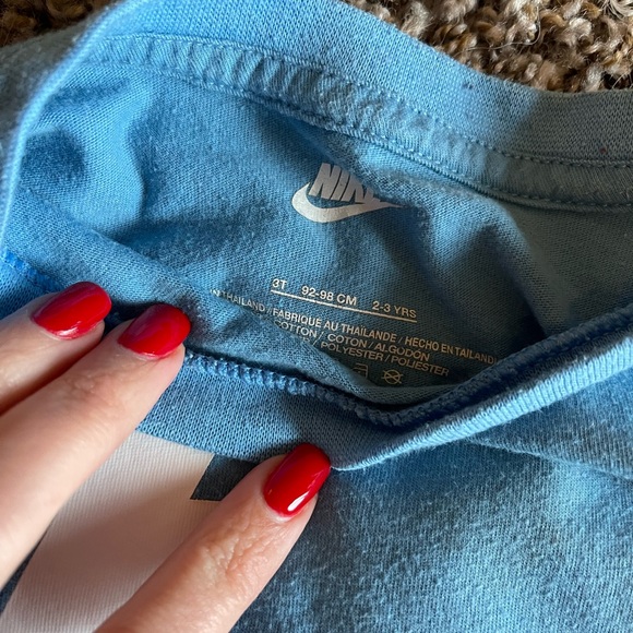 Nike 3T tshirt - Picture 2 of 2